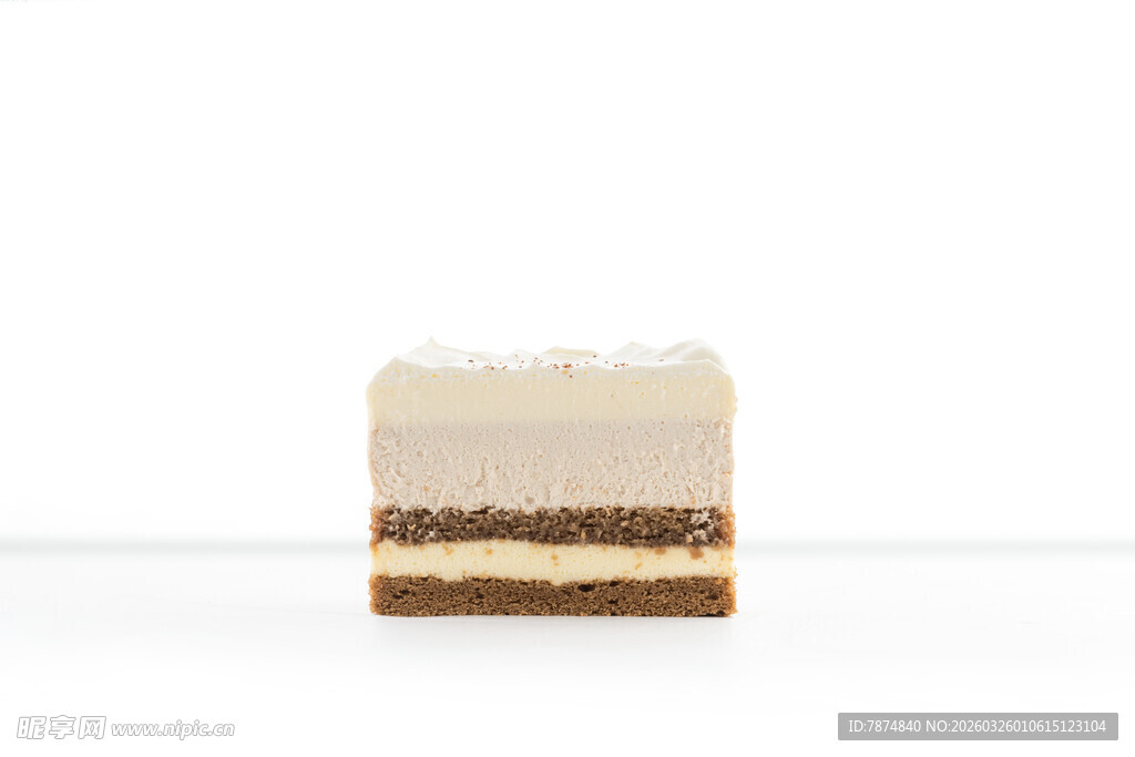 多层奶油夹心蛋糕