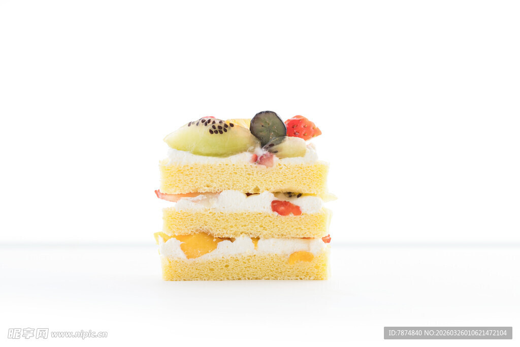 水果夹心多层美味蛋糕