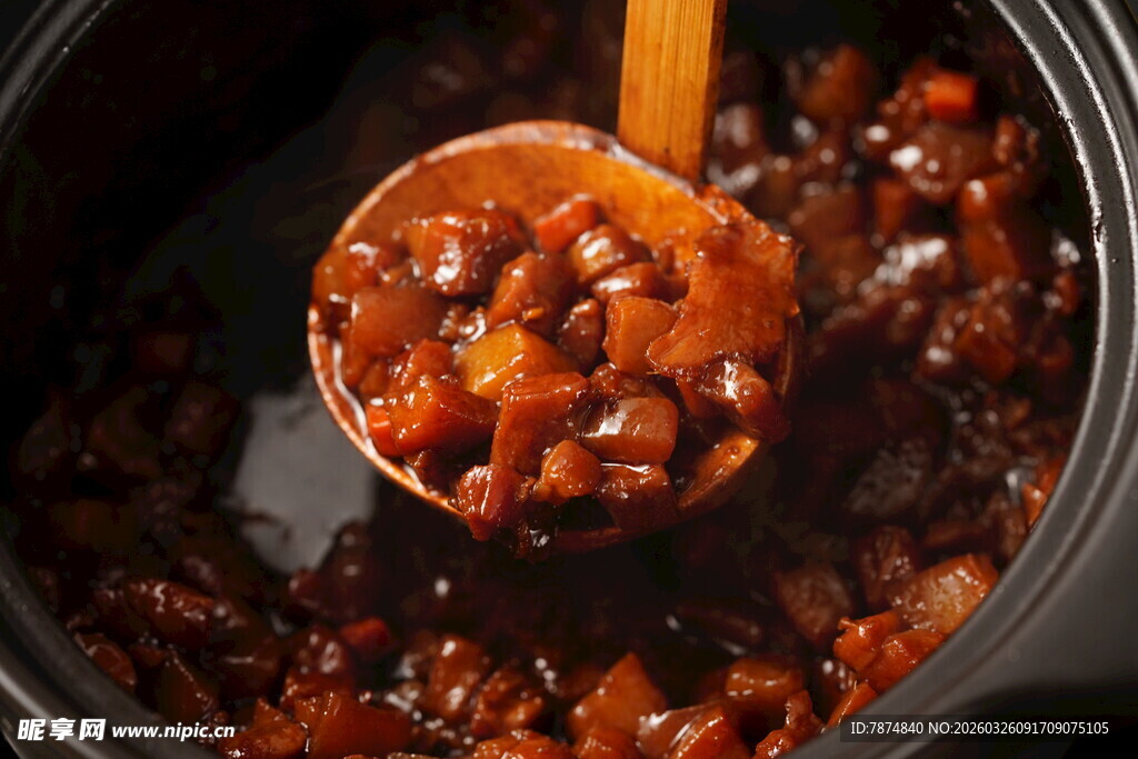 红烧肉粒