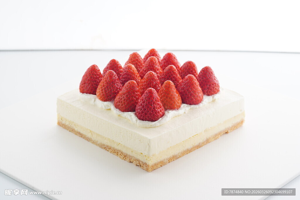 草莓芝士蛋糕 美味诱人