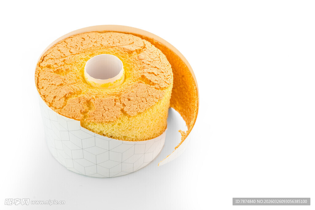 剥开的橙子置于白色容器中