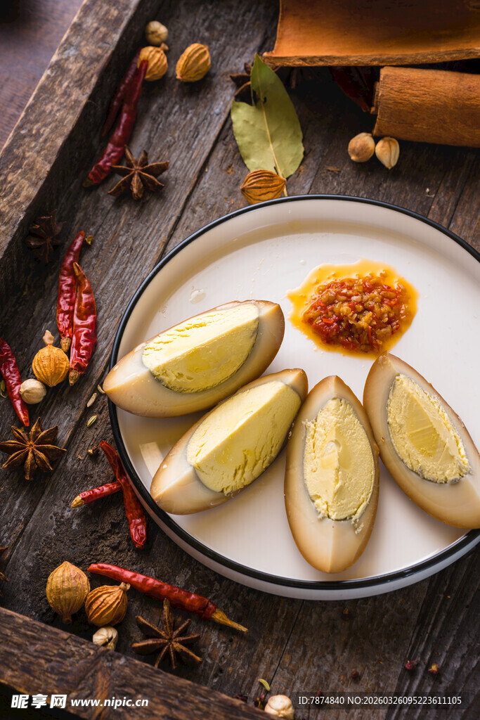 卤蛋配酱料 风味独特