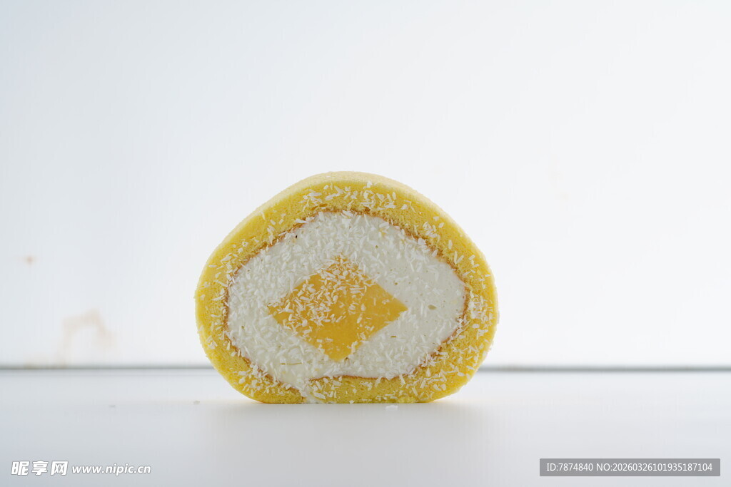 黄色夹心毛绒玩具