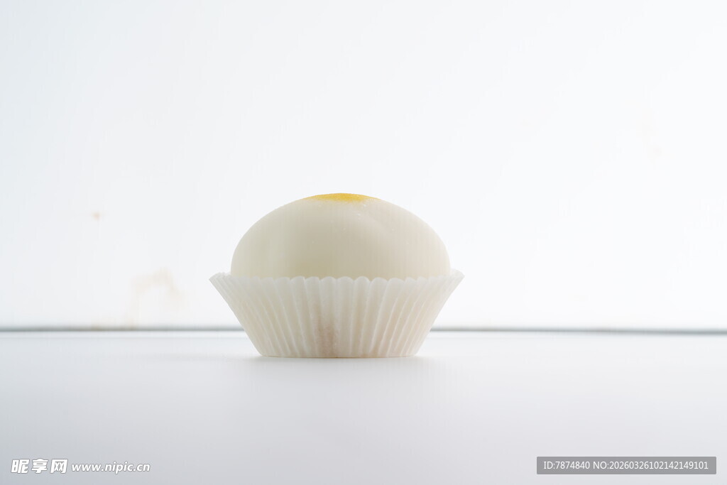 白色纸杯蛋糕纸托
