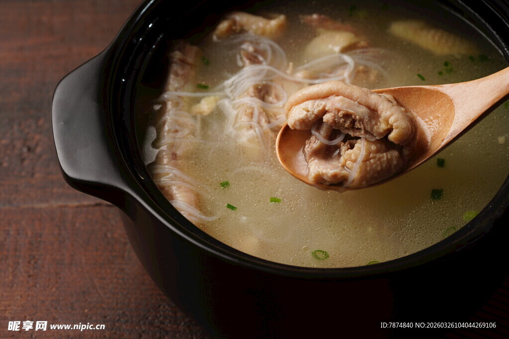 香浓鸡汤 营养美味
