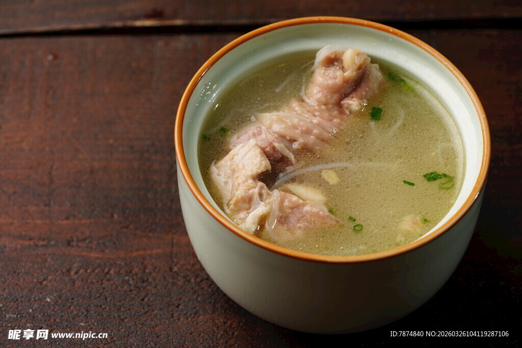 香浓鸡汤 碗中暖味