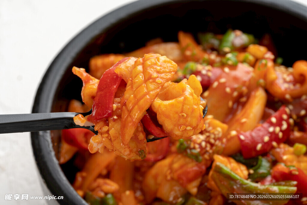 韩式辣酱拌鱿鱼蔬菜