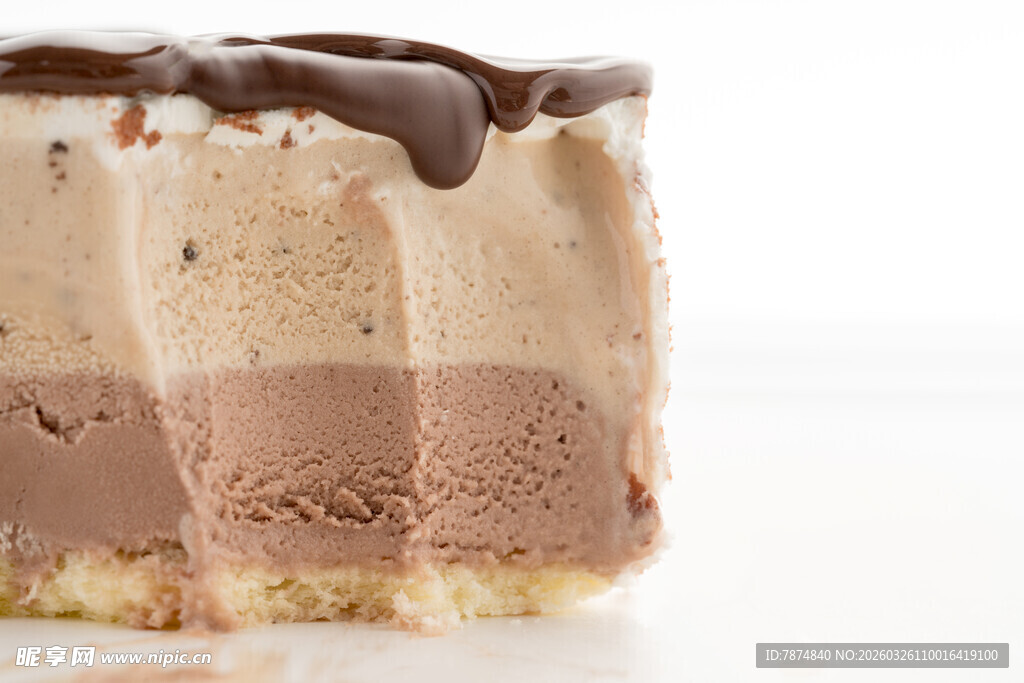 巧克力多层美味蛋糕