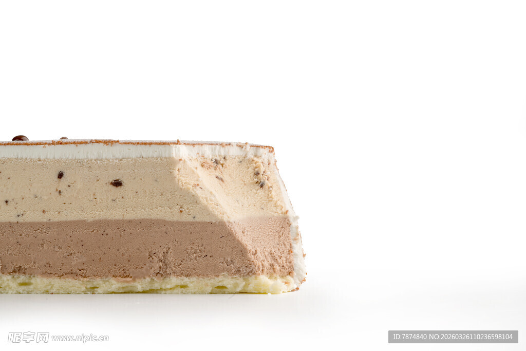 美味巧克力慕斯蛋糕切片