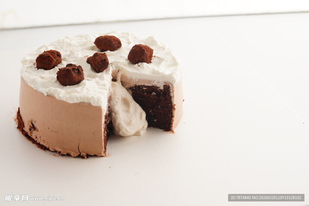 巧克力奶油夹心蛋糕