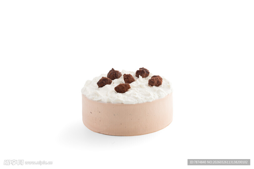 精致巧克力点缀奶油甜点