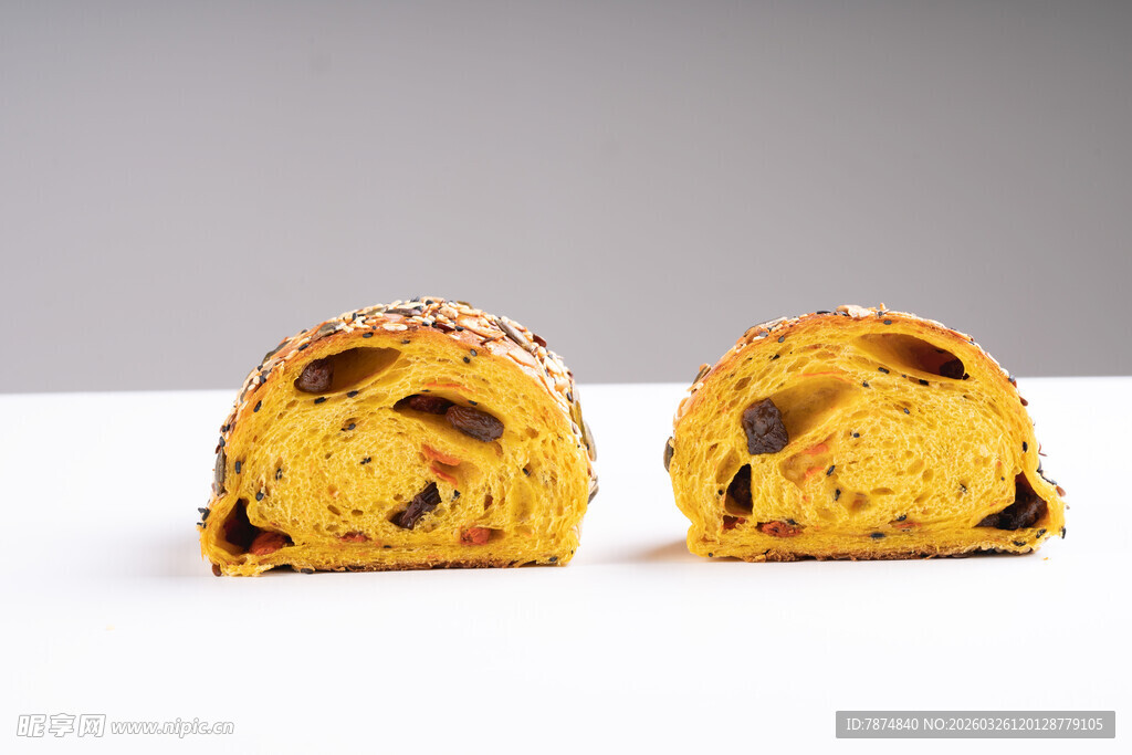 美味葡萄干面包