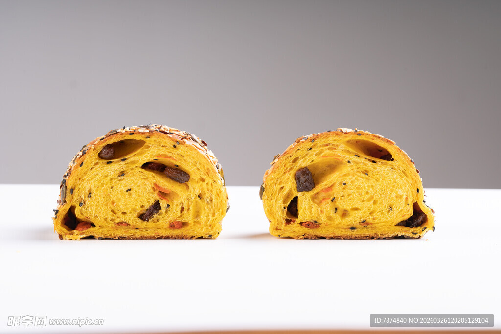 美味葡萄干面包