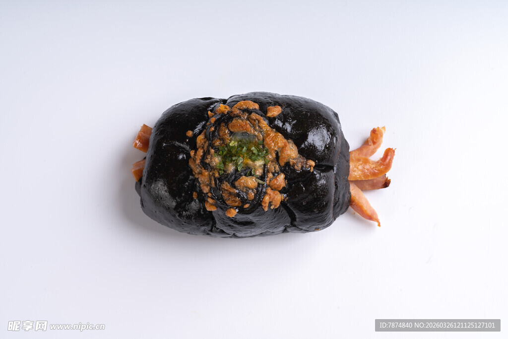 美味黑皮点心配多彩馅料