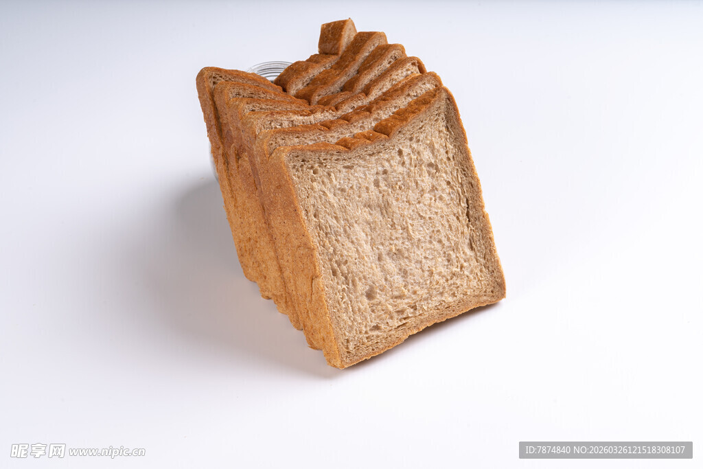 一片切片全麦面包
