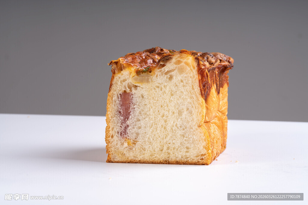 美味夹心面包切片展示