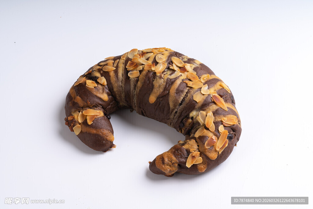 巧克力花纹牛角面包