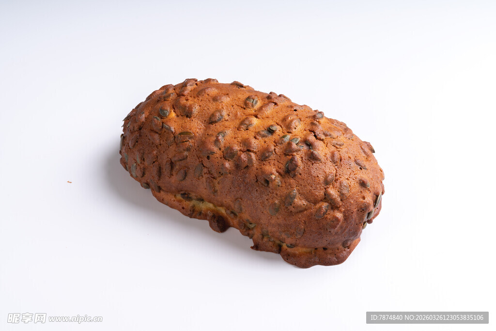 美味坚果面包特写