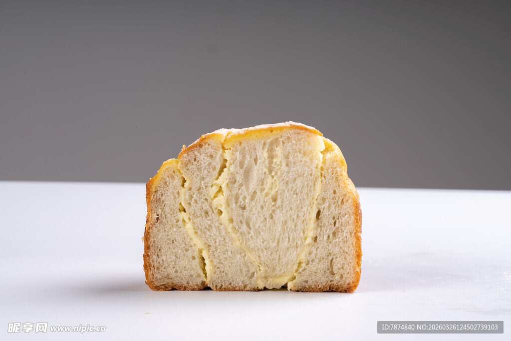 一片松软的切片面包