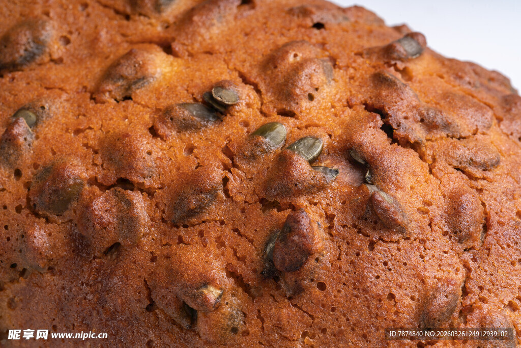 美味坚果面包特写