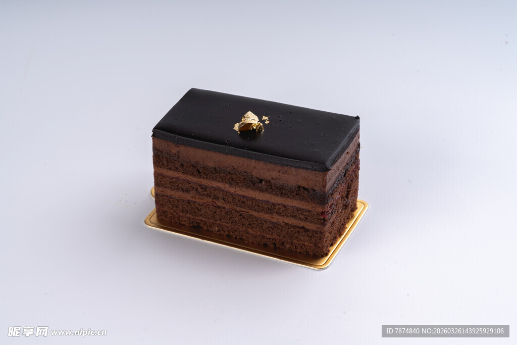 精致巧克力蛋糕