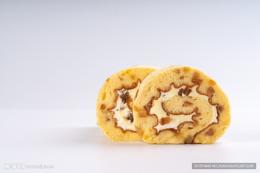 美味坚果夹心糕点