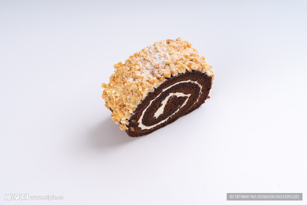 巧克力坚果蛋糕卷