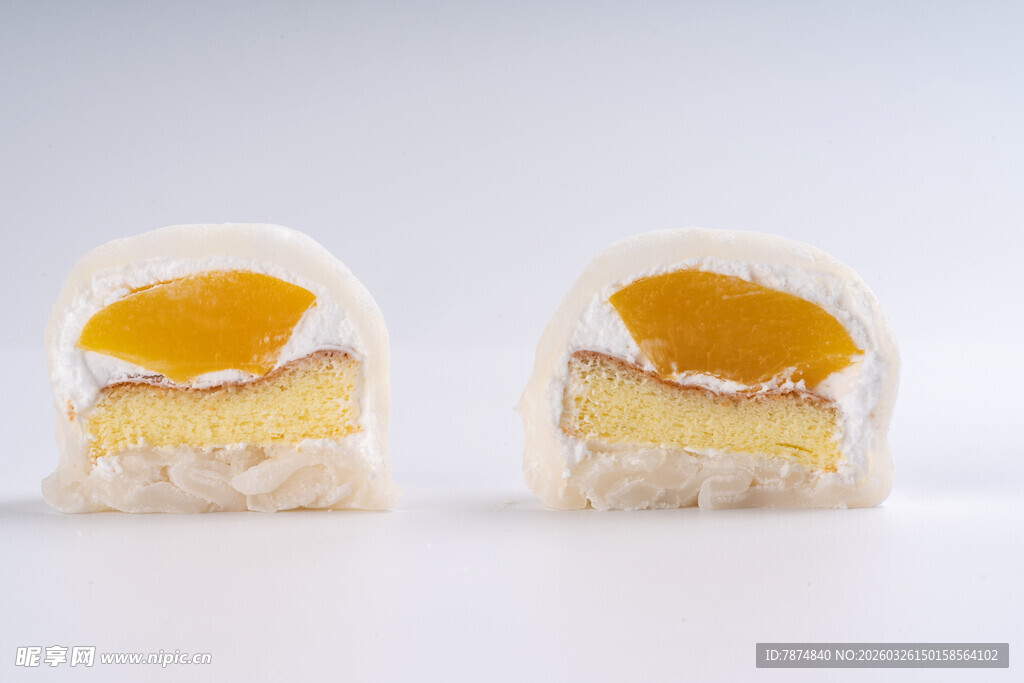 蛋黄夹心糕点特写