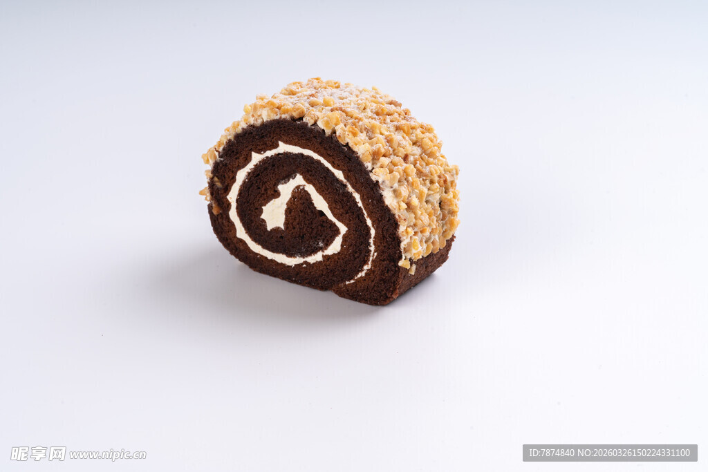 巧克力坚果风味蛋糕卷