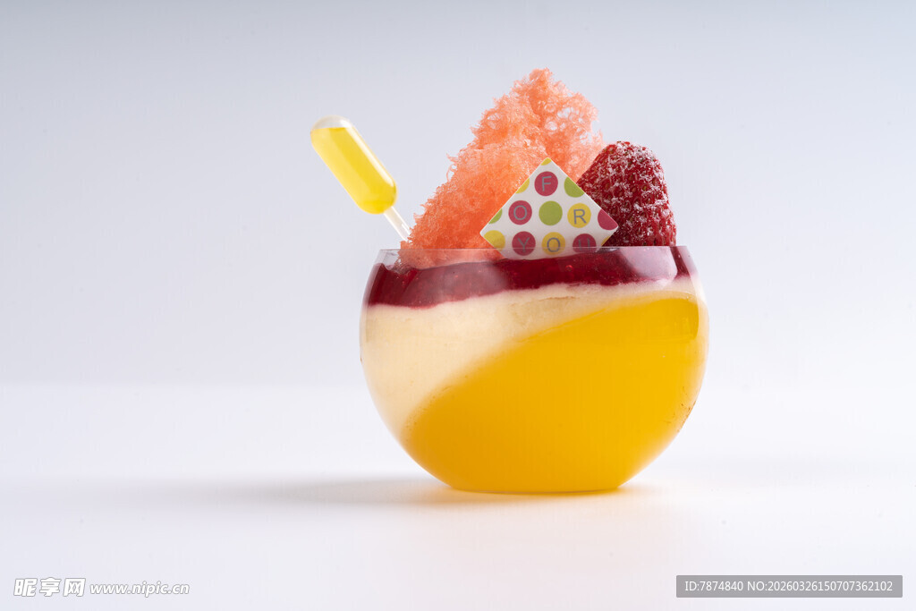 多彩水果杯 美味视觉盛宴