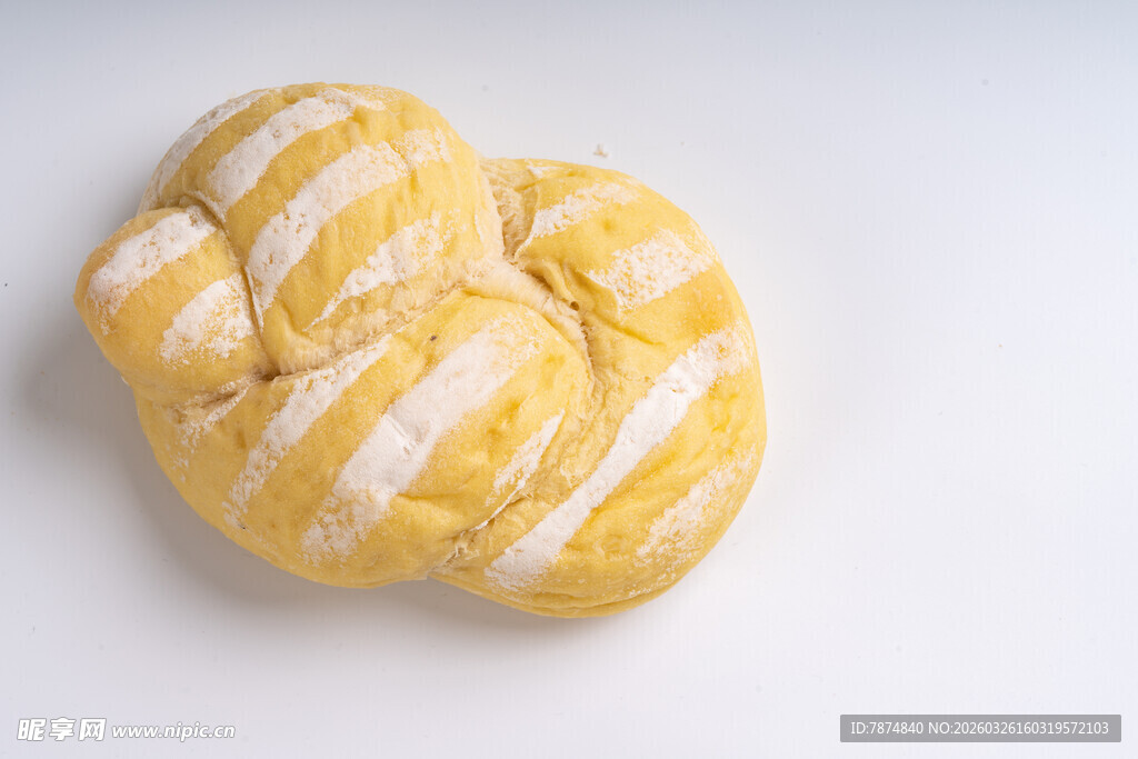 花式黄色面包