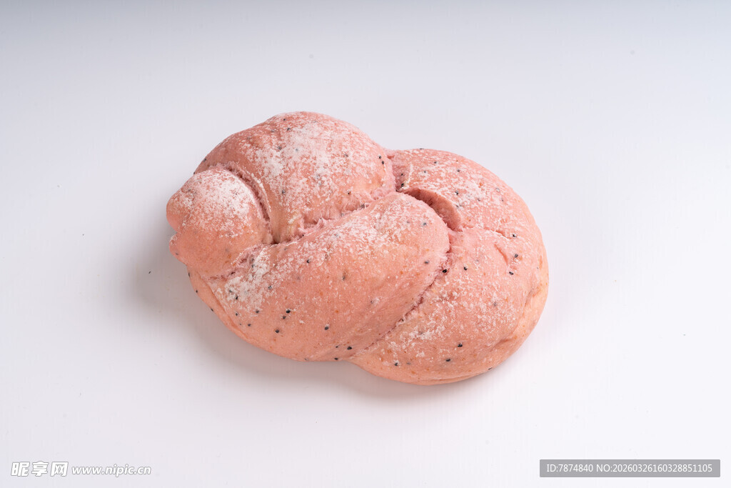 粉色蓬松面包特写