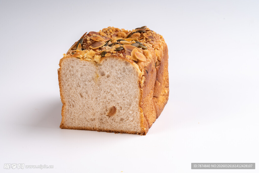 美味松软的核桃面包