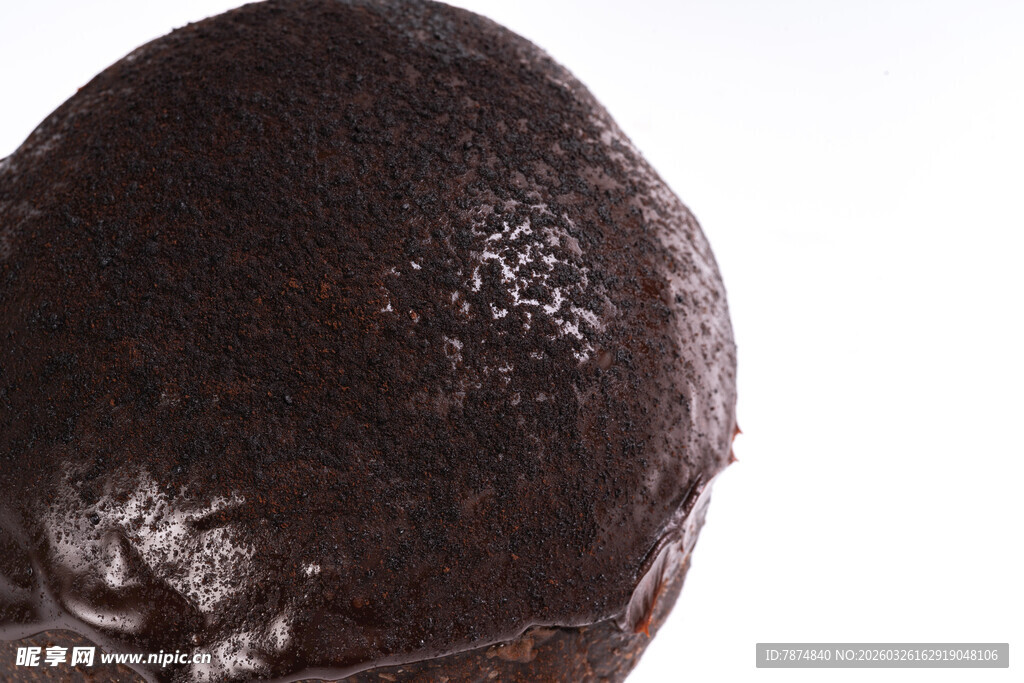 黑巧克力球特写