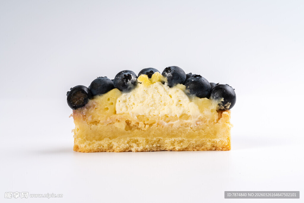 蓝莓芝士蛋糕切片