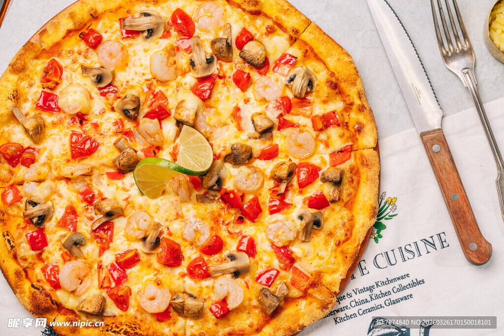 美味多彩披萨待享用