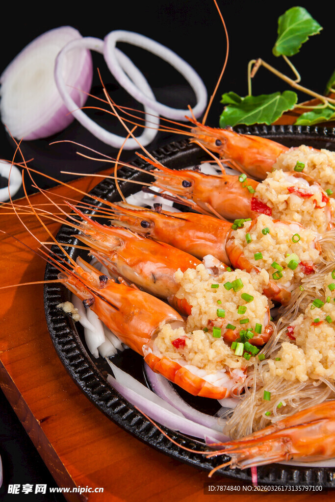 蒜蓉粉丝蒸大虾