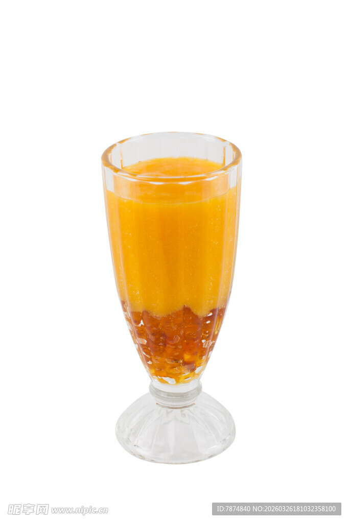 百香果饮品玻璃杯特写