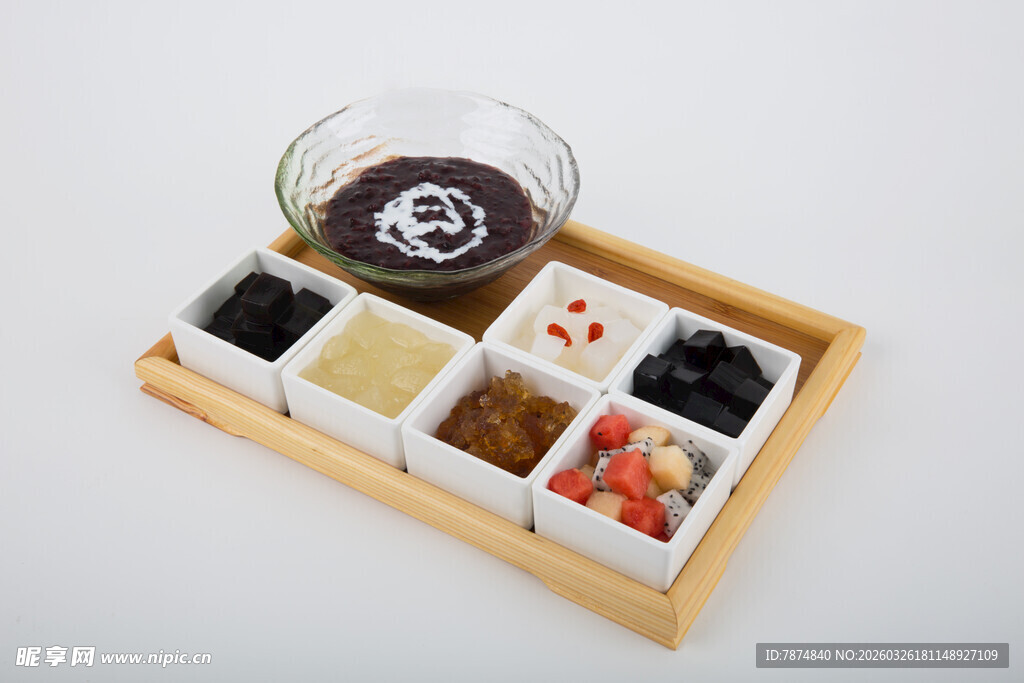 精致甜品组合托盘