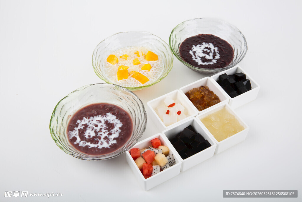 多样美味甜品组合