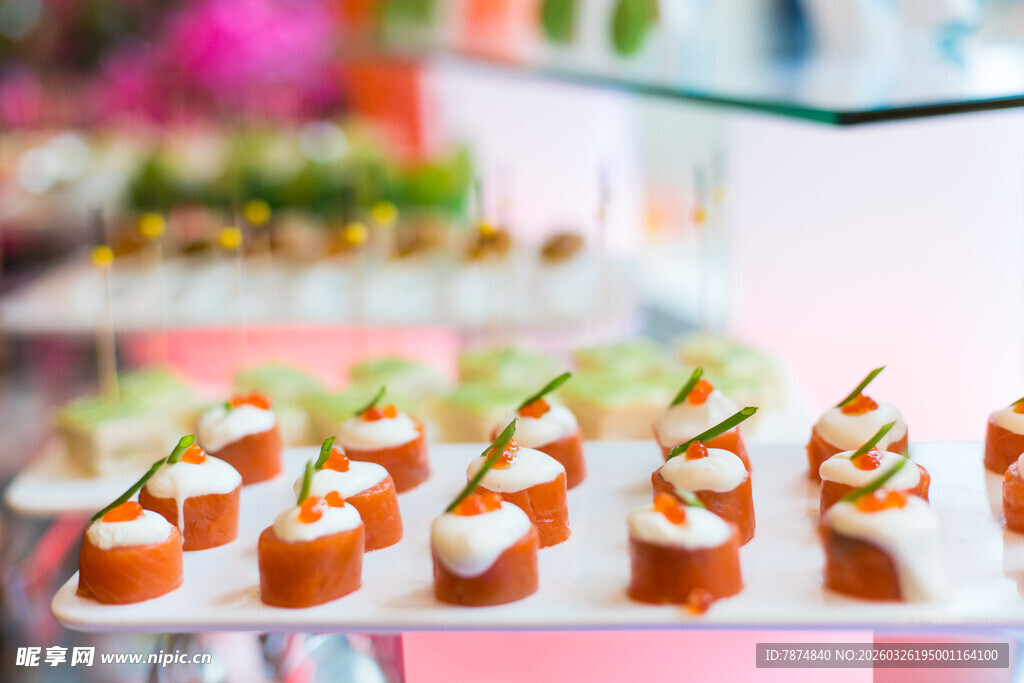 精致小甜点展示