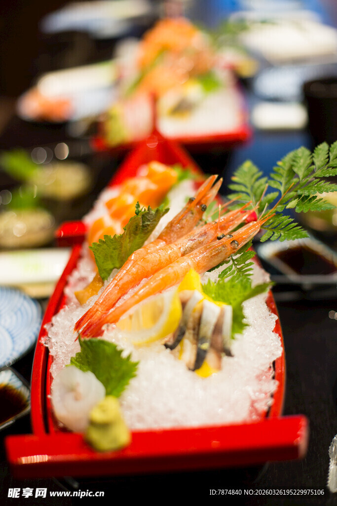 精致日式寿司拼盘