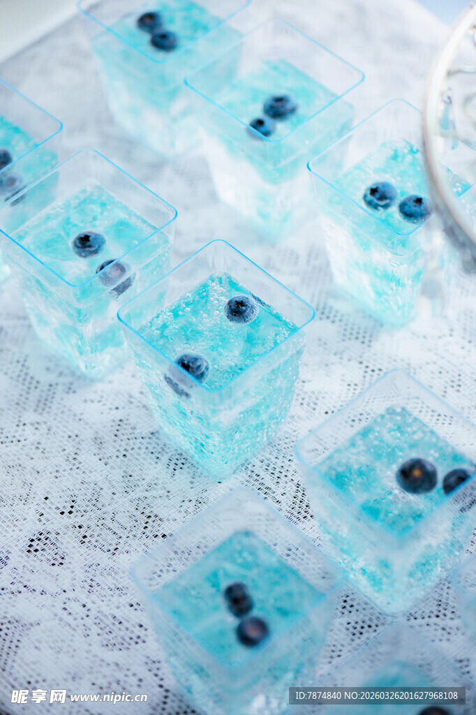 蓝色星空冰块