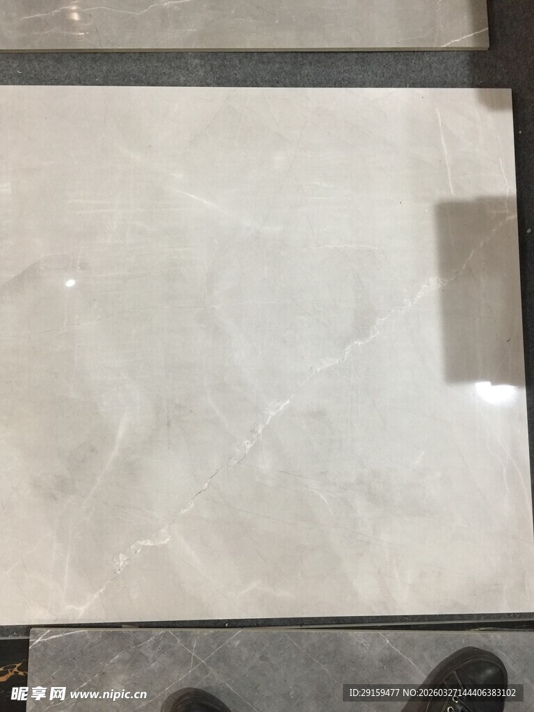 浅色大理石瓷砖展示