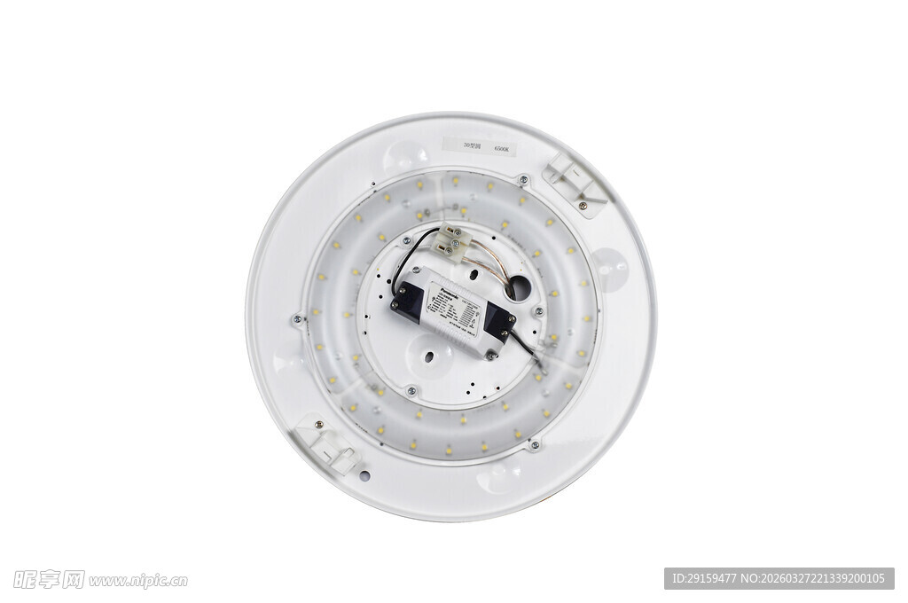 圆形透明机械部件特写