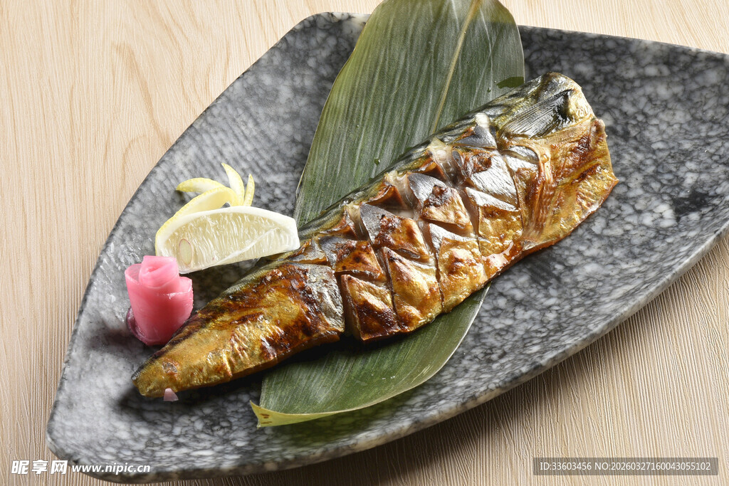 日式烤鳗鱼摆盘精致