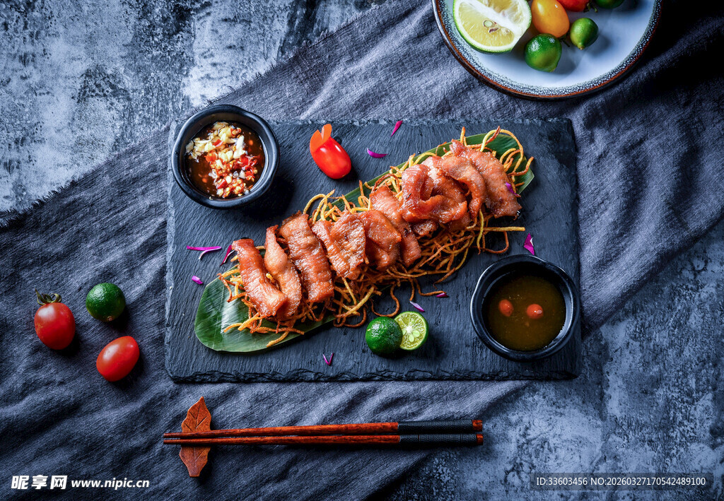 美味烤肉摆盘精致诱人