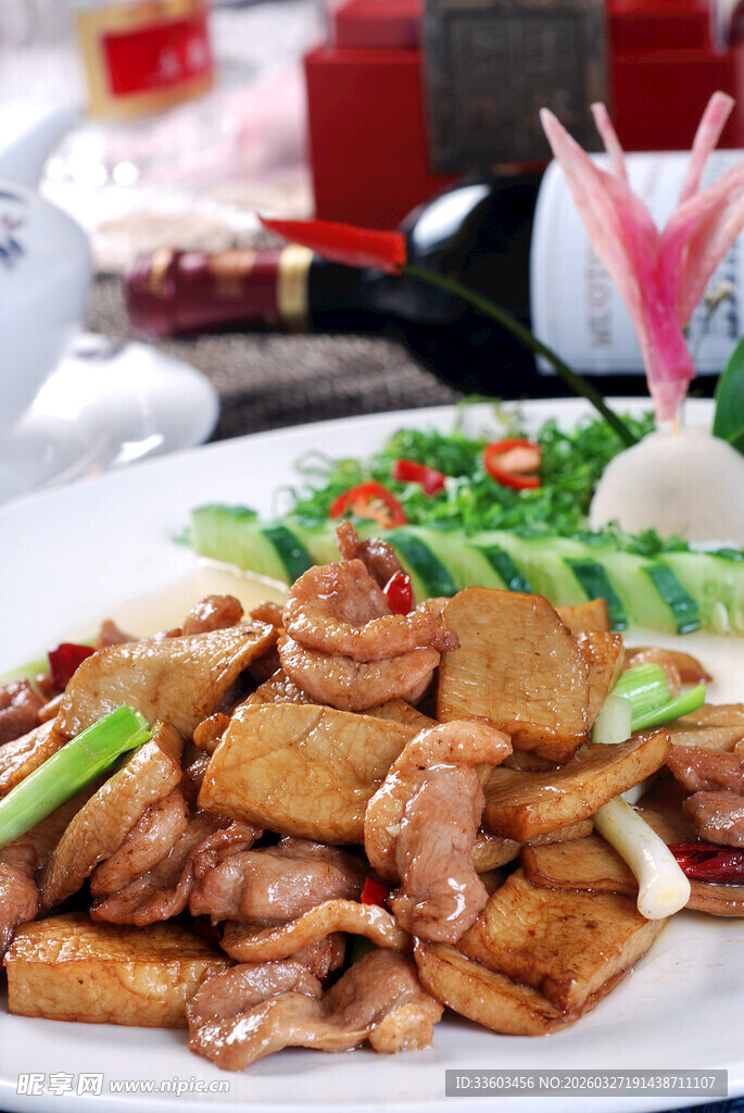豆腐干炒肉