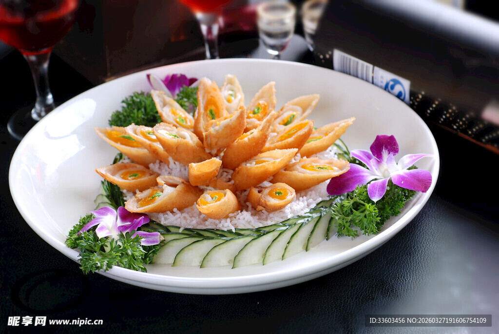 精美摆盘的花开富贵虾