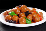 红烧丸子配时蔬